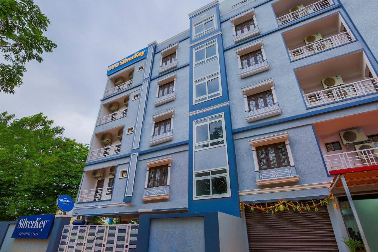 银钥匙行政住宿24138纳拉甘德勒酒店 海得拉巴 外观 照片